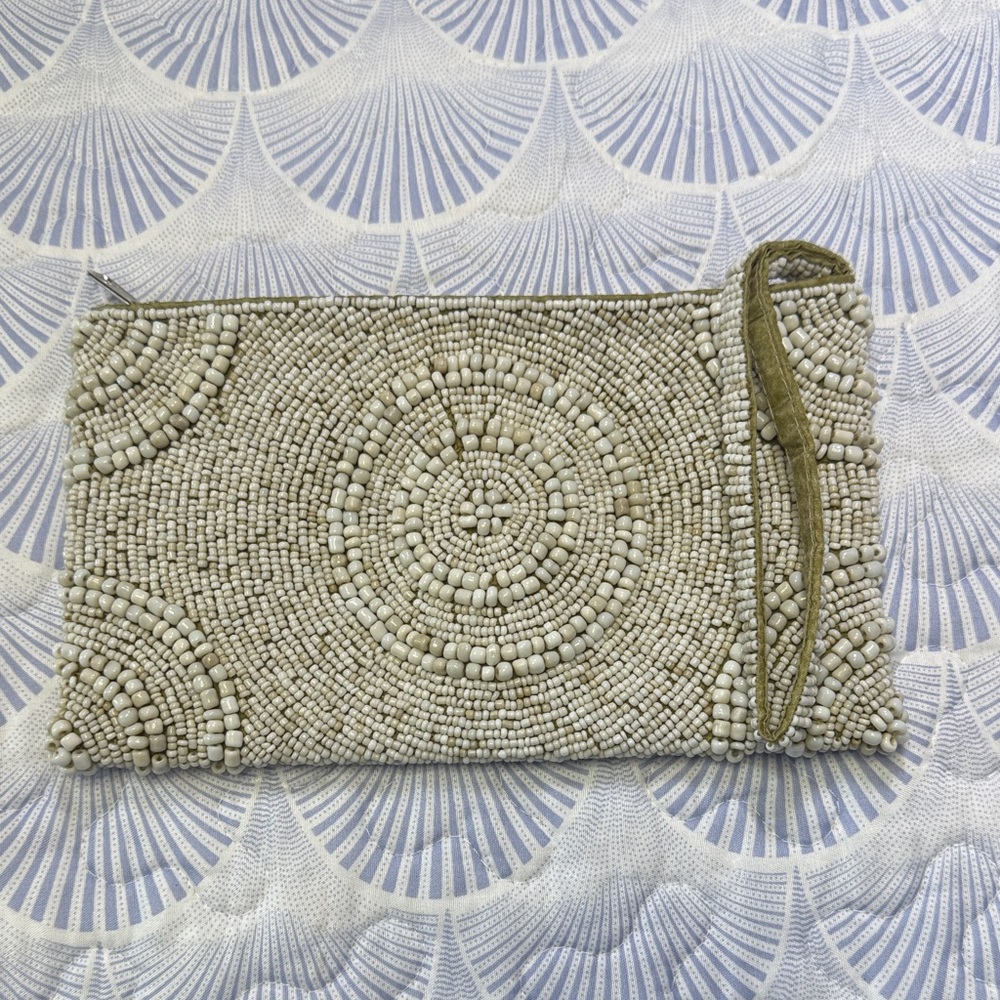 🏝️ Tommy Bahama Beaded Wristlet Clutch - Picture 5 of 8